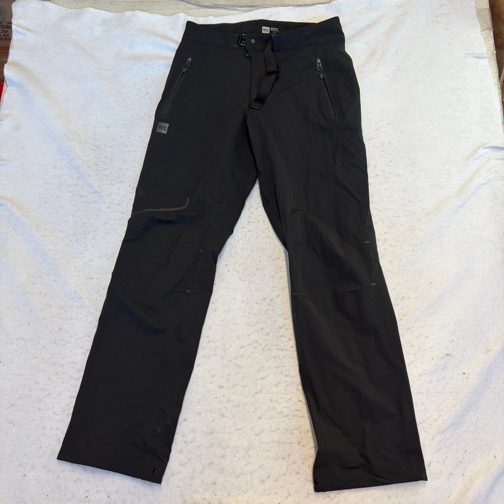 MEC Softshell Hiking Pants Mens 34 Black Outdoor Tech Stretch